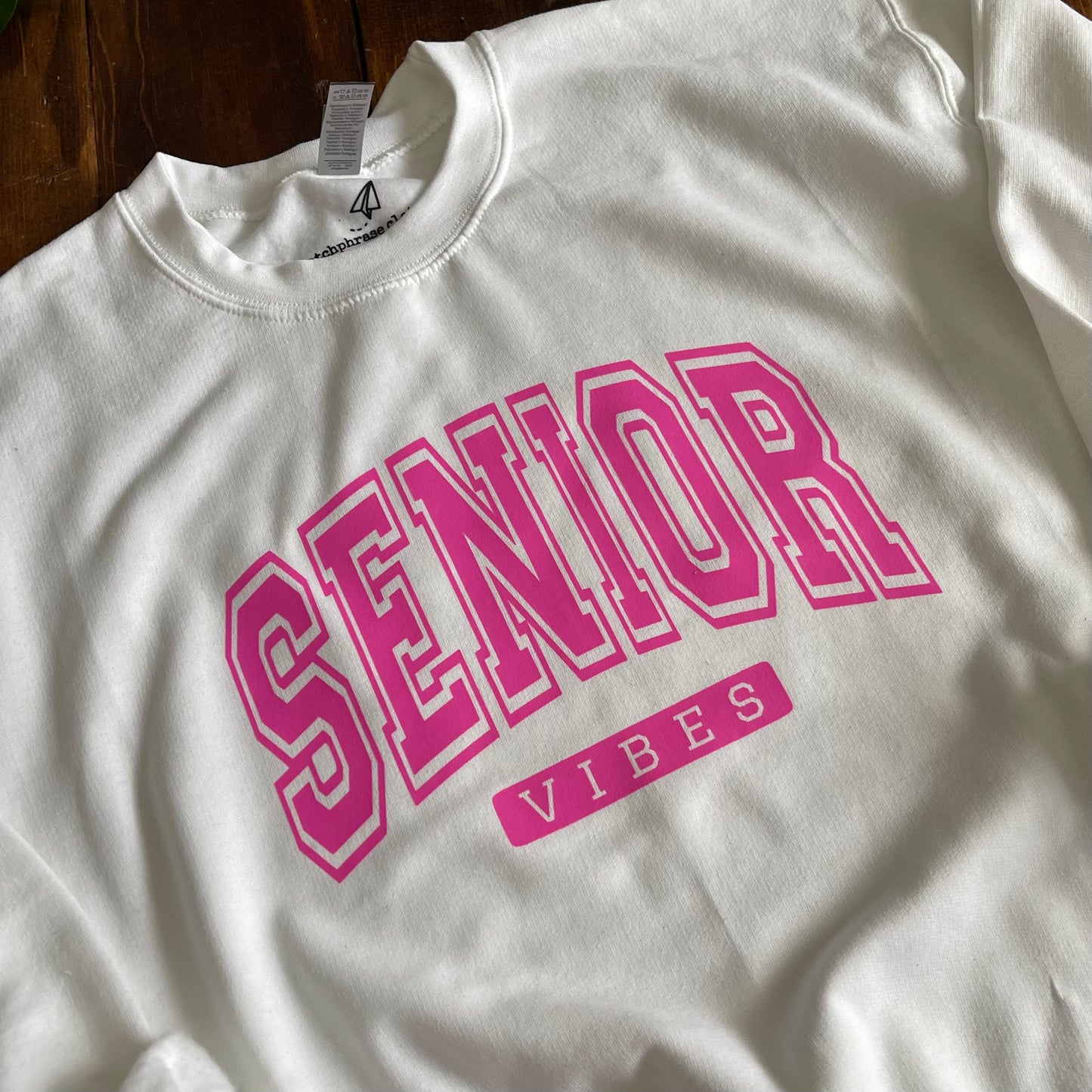 senior vibes crewneck