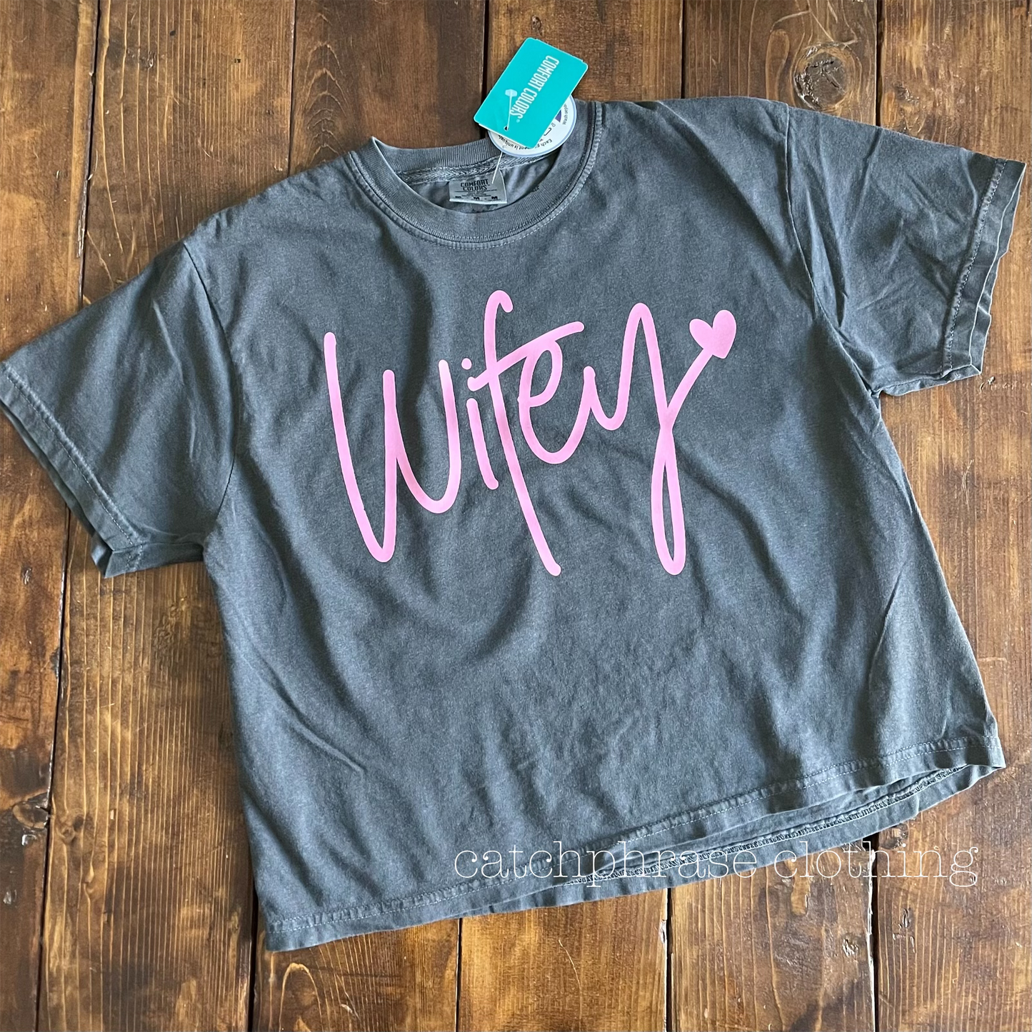 wifey cropped tee